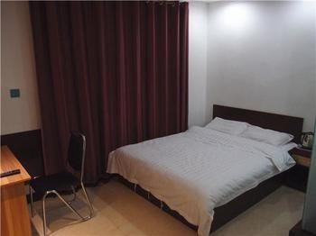 Longtai Star Hotel 青岛 外观 照片